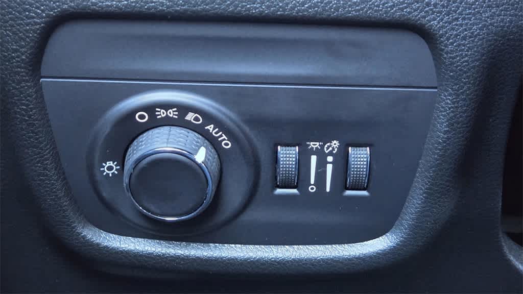 Thumbnail: 2025 Jeep Grand Cherokee - 20