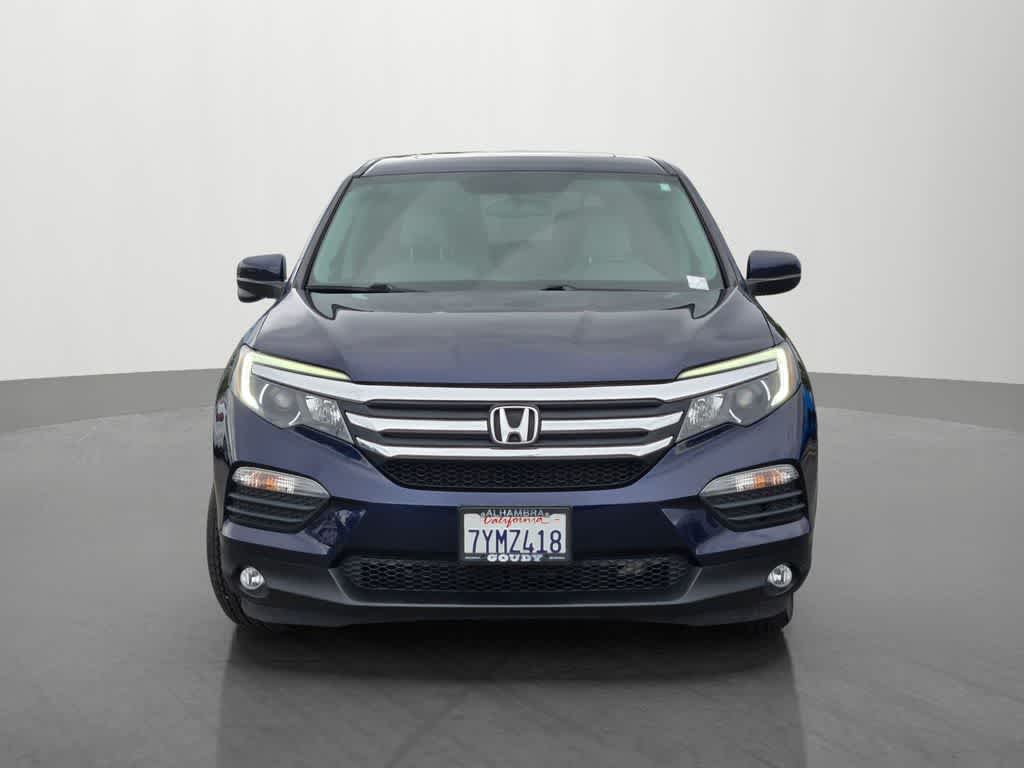 Thumbnail: 2017 Honda Pilot - 2