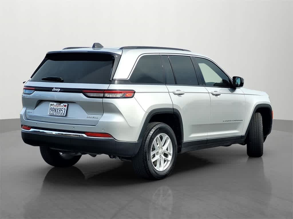 Thumbnail: 2024 Jeep Grand Cherokee - 6