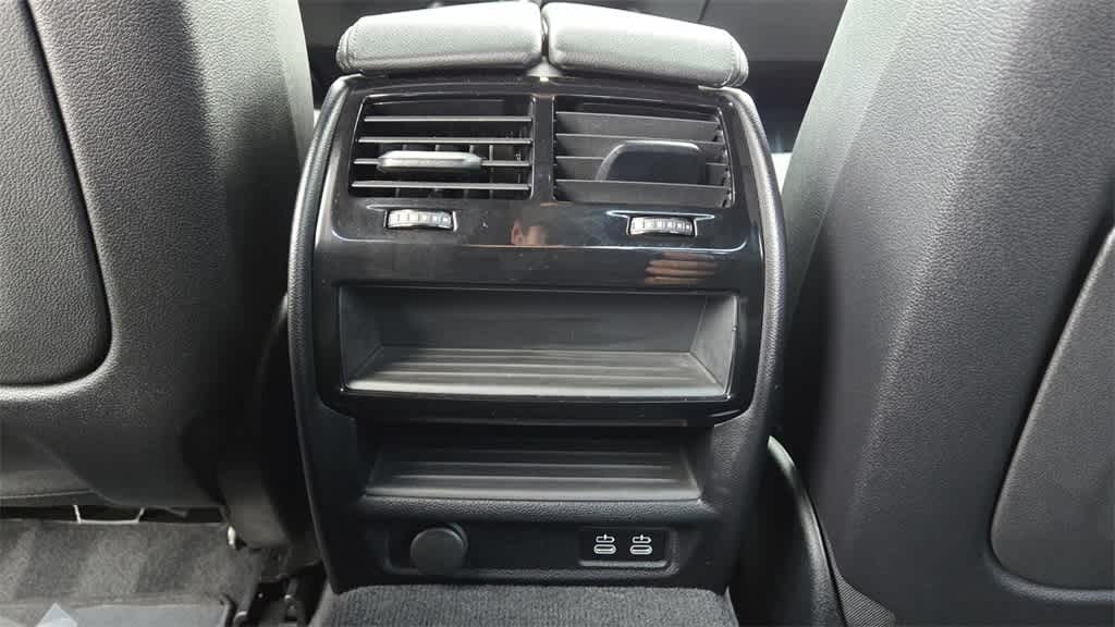 Thumbnail: 2022 BMW 5 Series - 13