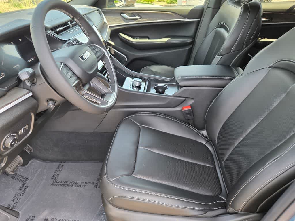 Thumbnail: 2026 Jeep Grand Cherokee - 17