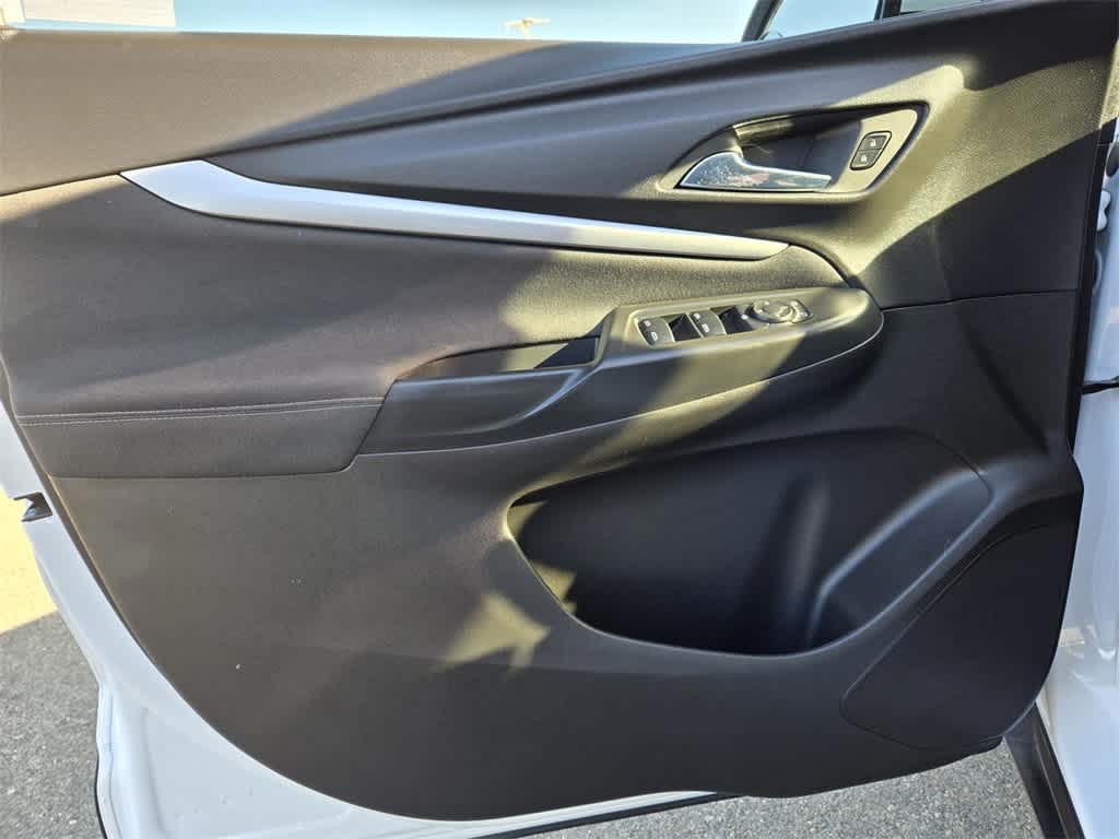 Thumbnail: 2022 Chevrolet Bolt EUV - 14