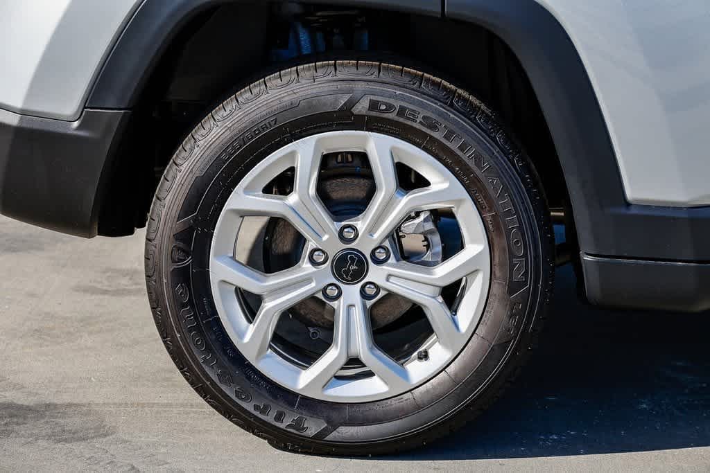 Thumbnail: 2025 Jeep Compass - 11