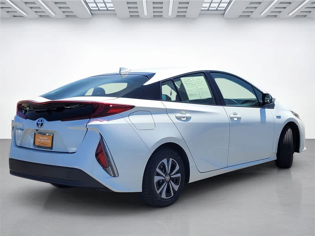 Thumbnail: 2018 Toyota Prius Prime - 6