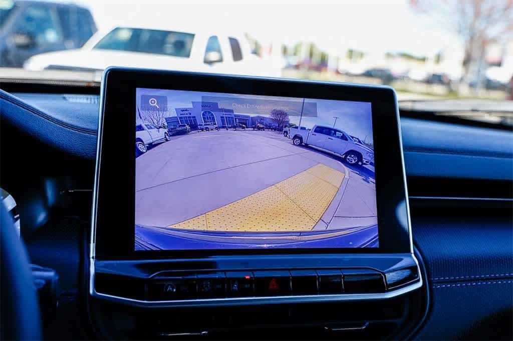 Thumbnail: 2025 Jeep Compass - 23