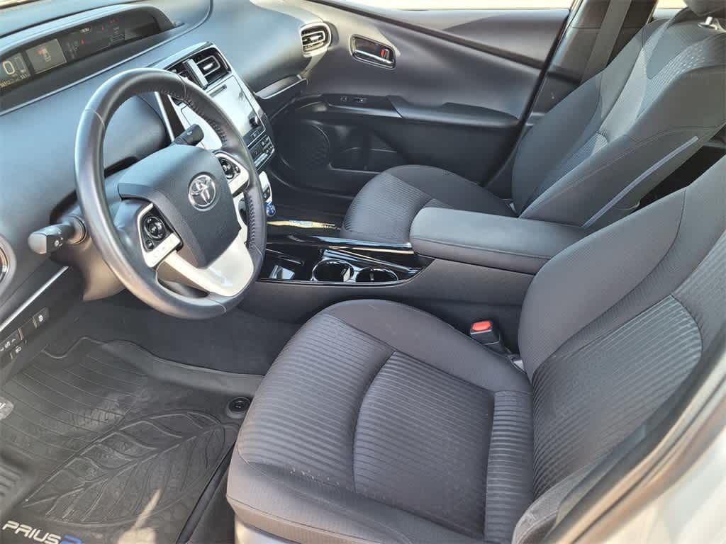 Thumbnail: 2018 Toyota Prius Prime - 15