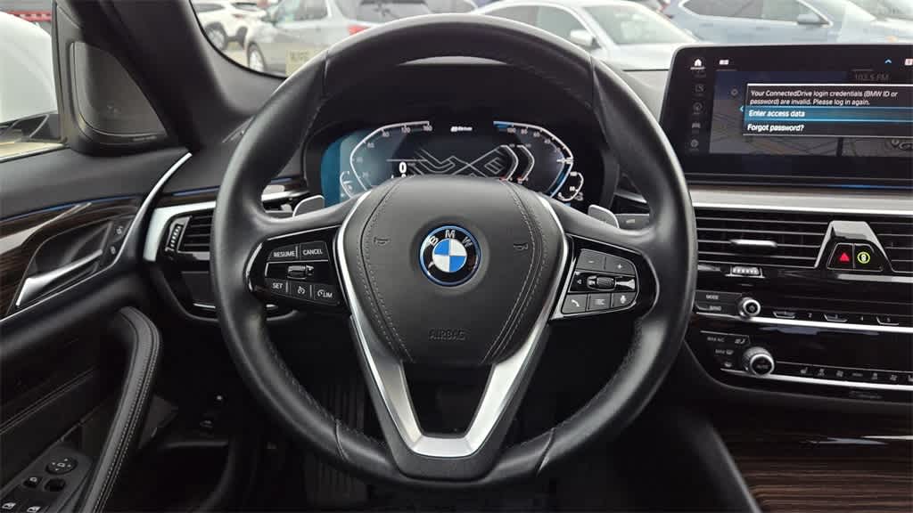 Thumbnail: 2022 BMW 5 Series - 12