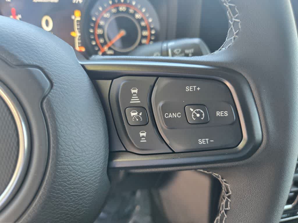 Thumbnail: 2026 Jeep Gladiator - 20