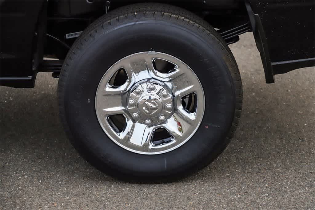 Thumbnail: 2024 RAM 3500 - 10