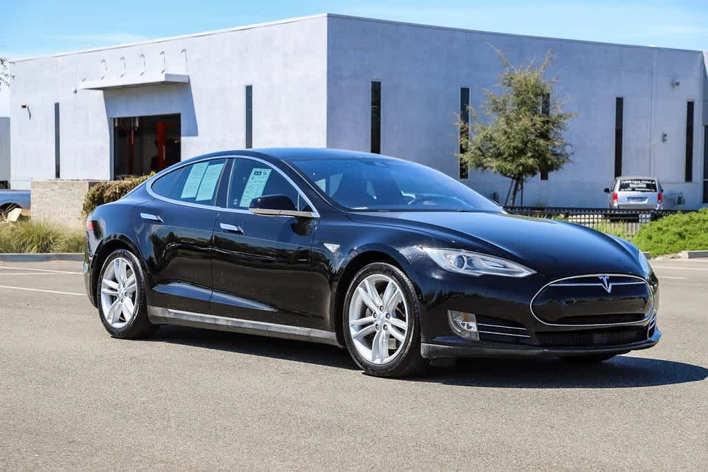 2015 Tesla Model S 85D 5