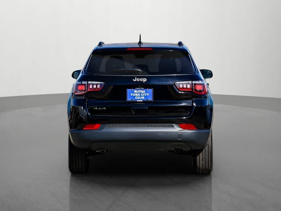 Thumbnail: 2025 Jeep Compass - 4