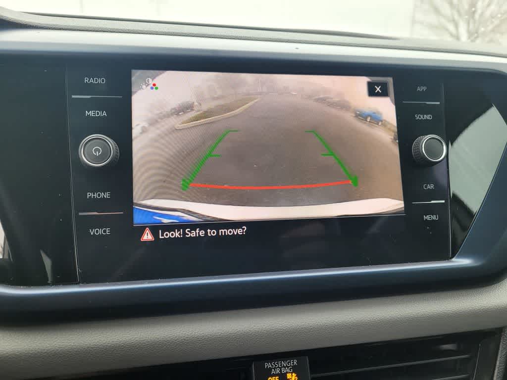 Thumbnail: 2022 Volkswagen Taos - 11