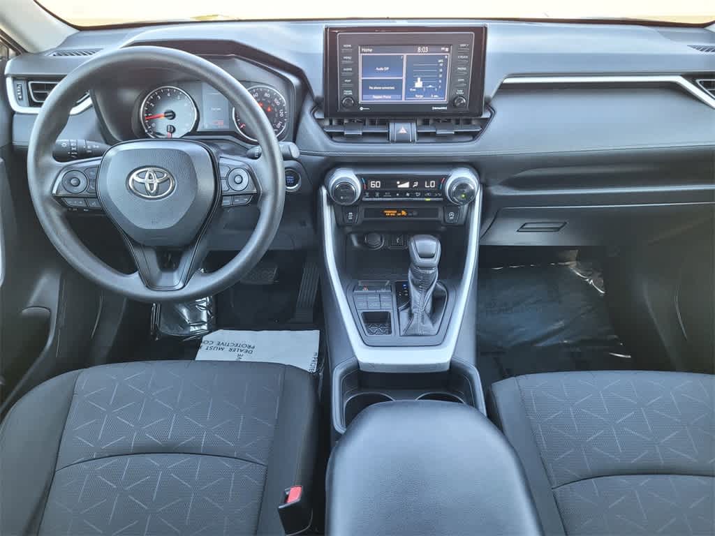 Thumbnail: 2021 Toyota RAV4 - 11
