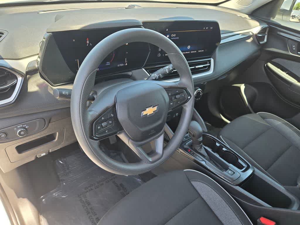 Thumbnail: 2025 Chevrolet TrailBlazer - 9