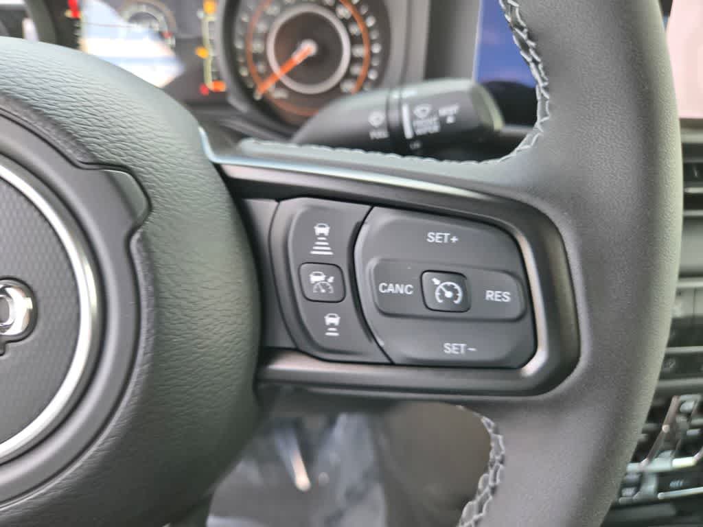 Thumbnail: 2026 Jeep Gladiator - 20