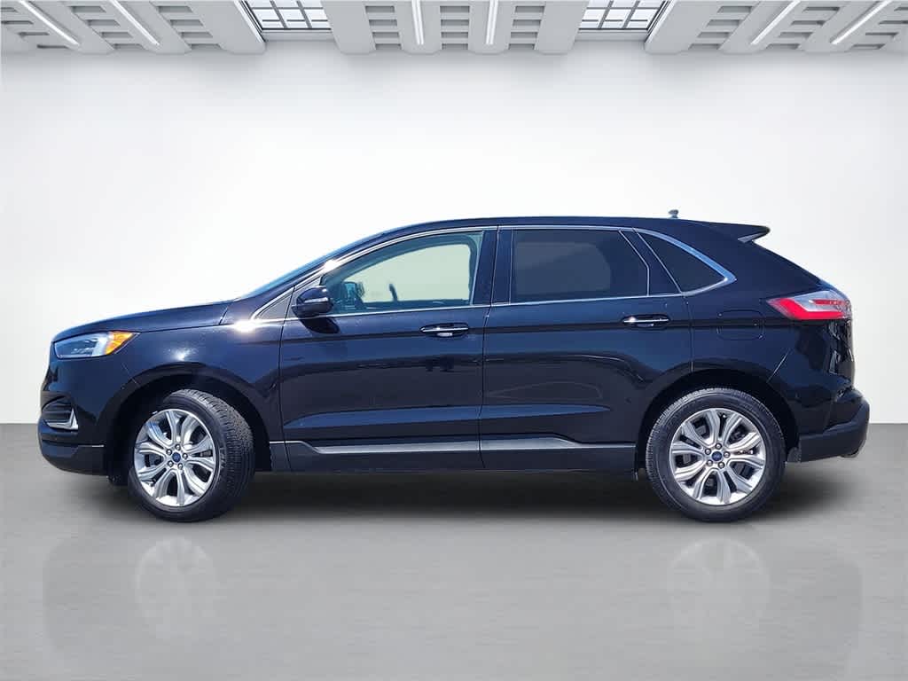 Thumbnail: 2022 Ford Edge - 3