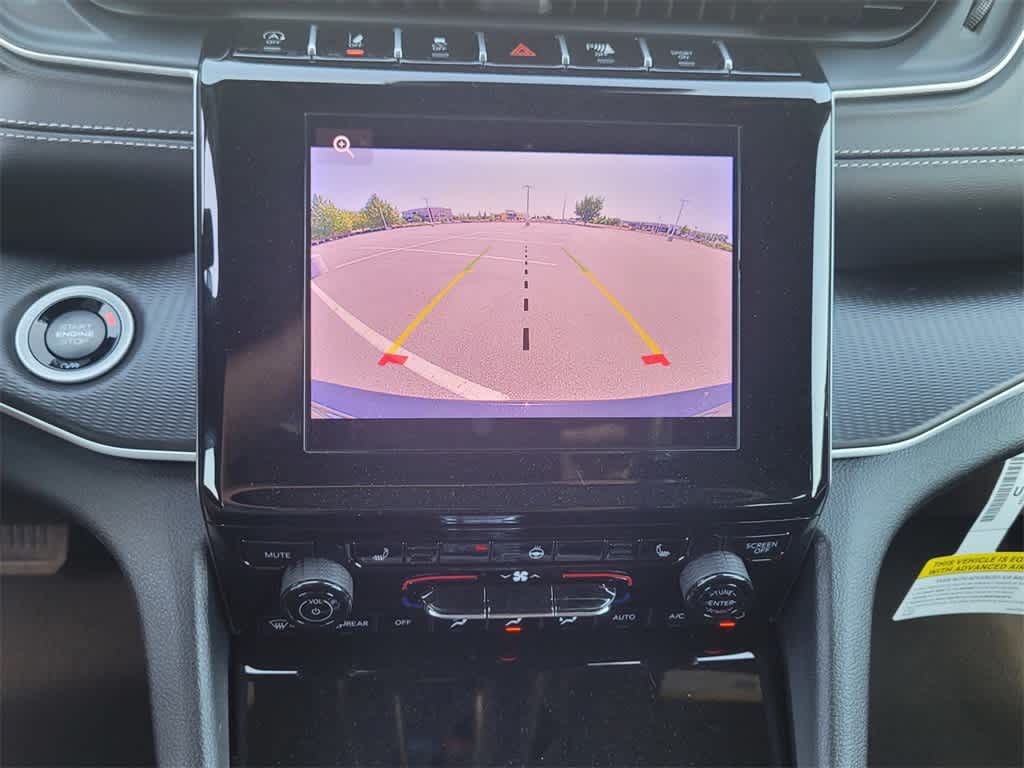 Thumbnail: 2025 Jeep Grand Cherokee - 16