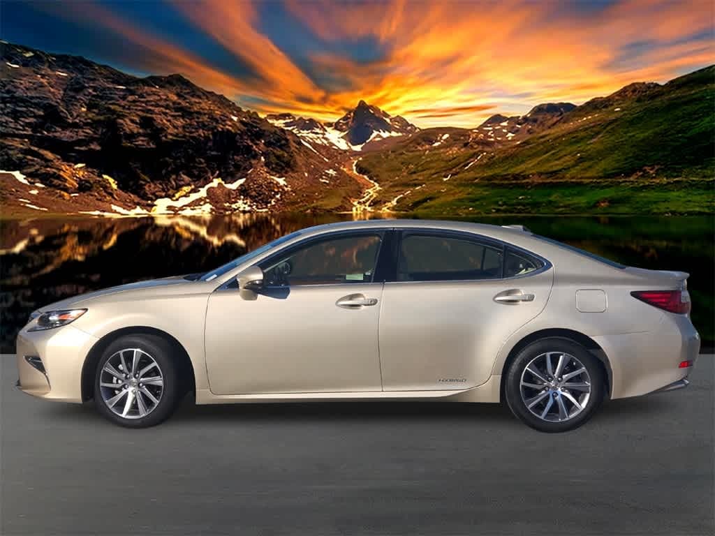 Used 2018 Lexus ES Sedan