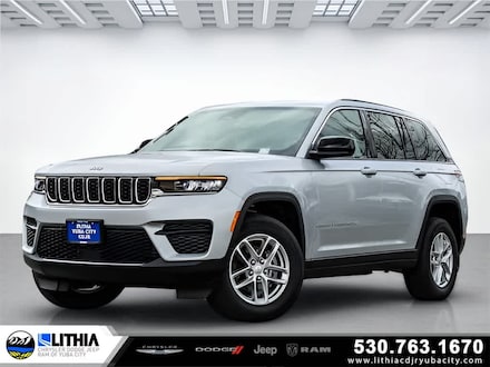 2024 Jeep Grand Cherokee LAREDO X 4X4 Sport Utility