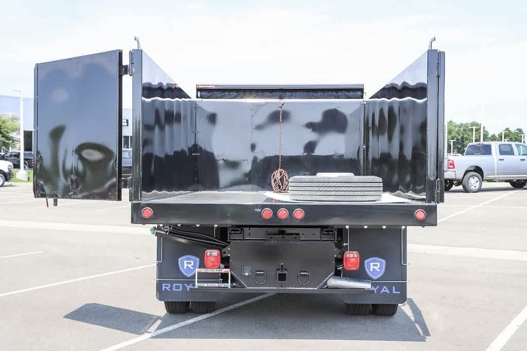 Thumbnail: 2023 RAM 5500 - 32