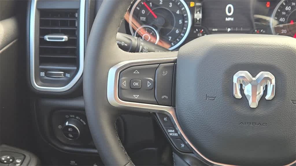 Thumbnail: 2026 RAM 1500 - 9