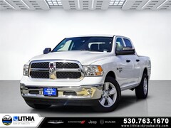 2024 Ram 1500 Classic TRADESMAN CREW CAB 4X4 5'7 BOX Pickup