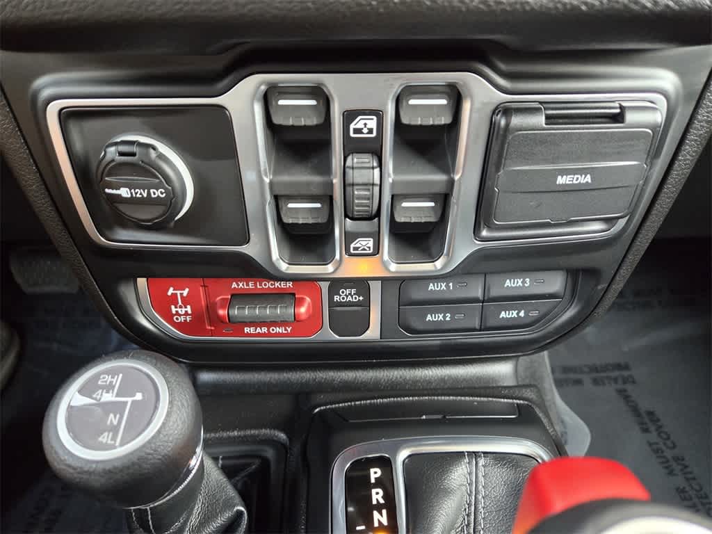 Thumbnail: 2026 Jeep Wrangler - 16