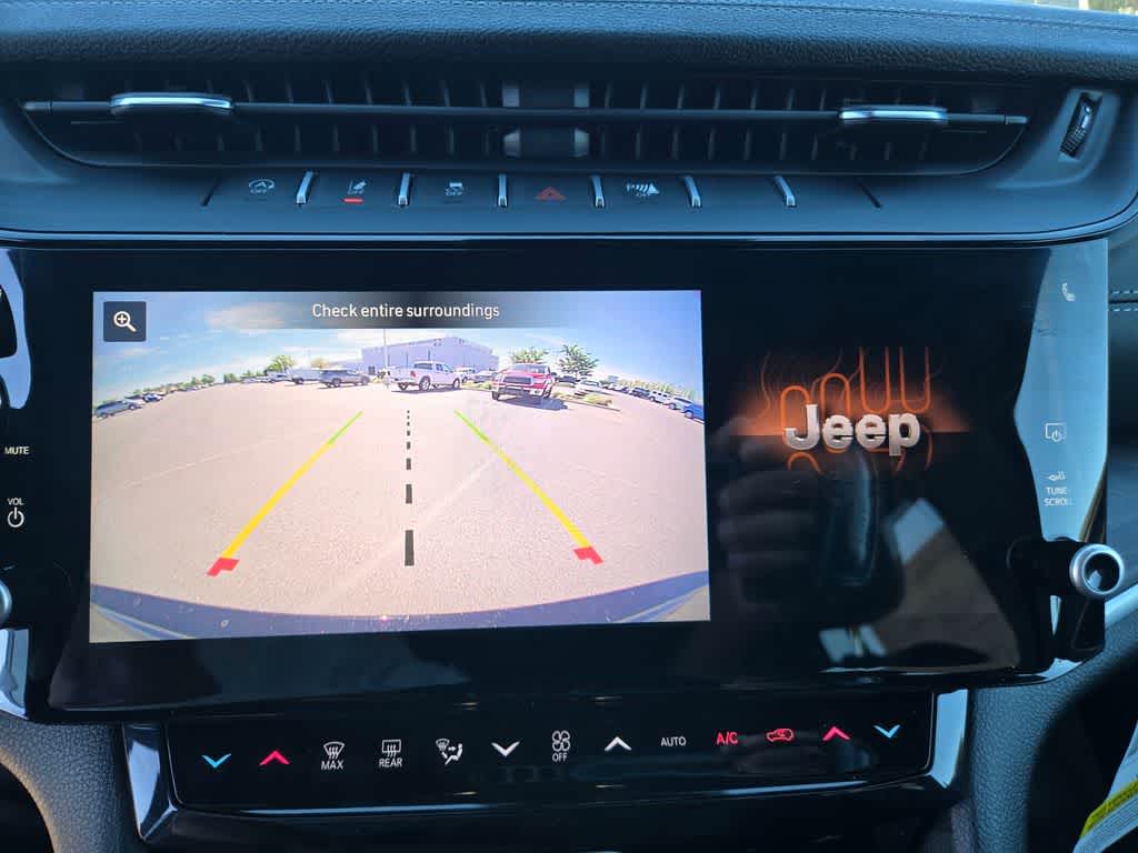 Thumbnail: 2026 Jeep Grand Cherokee - 11