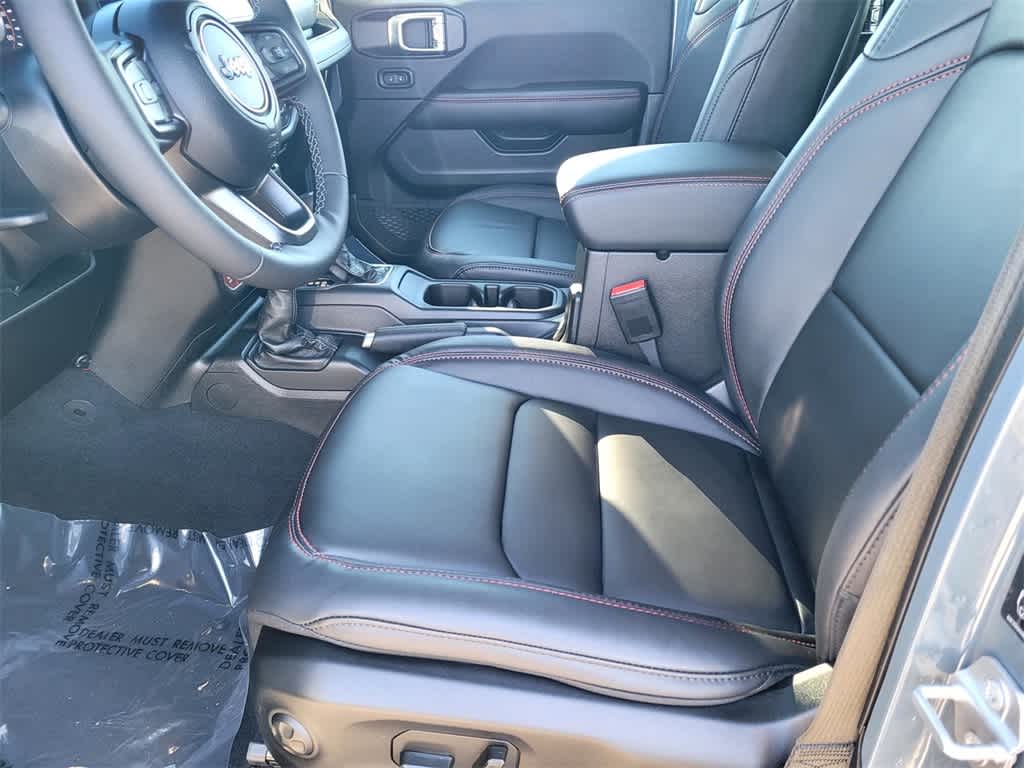 Thumbnail: 2026 Jeep Wrangler - 14