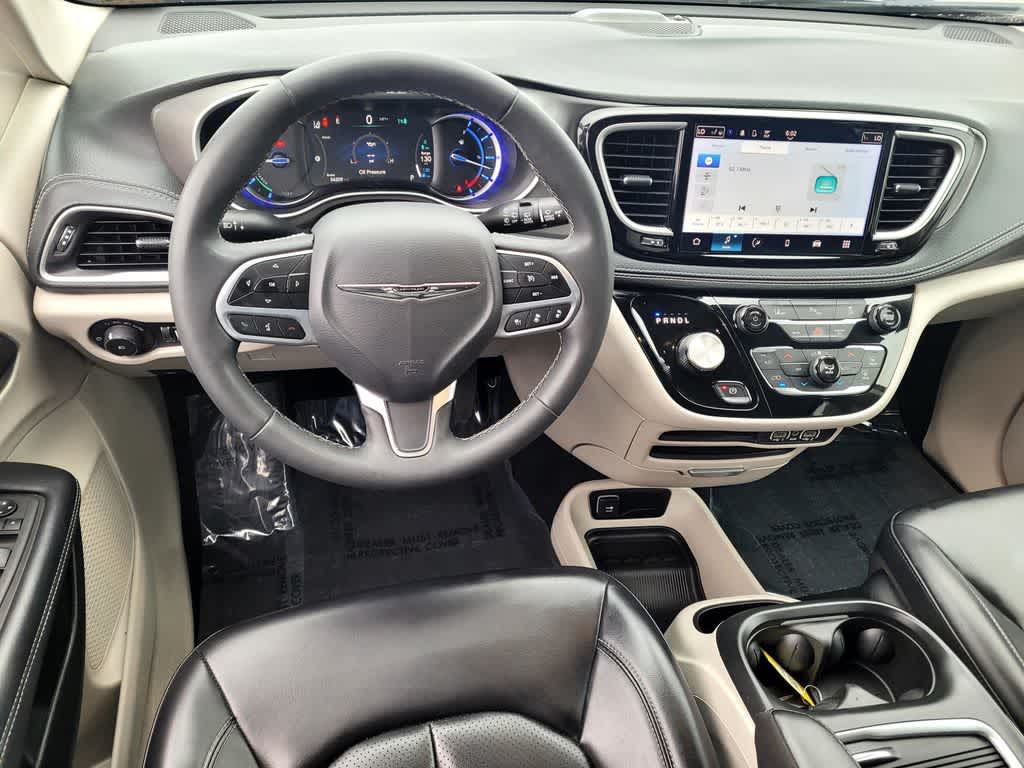 Thumbnail: 2023 Chrysler Pacifica - 13