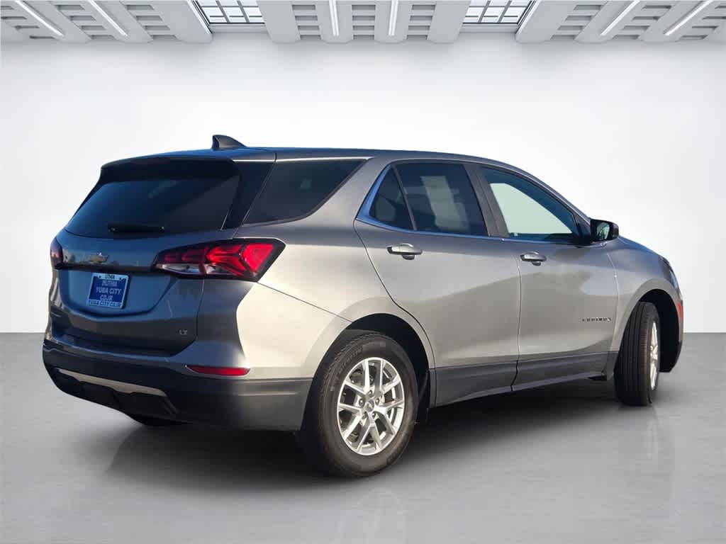 Thumbnail: 2023 Chevrolet Equinox - 5