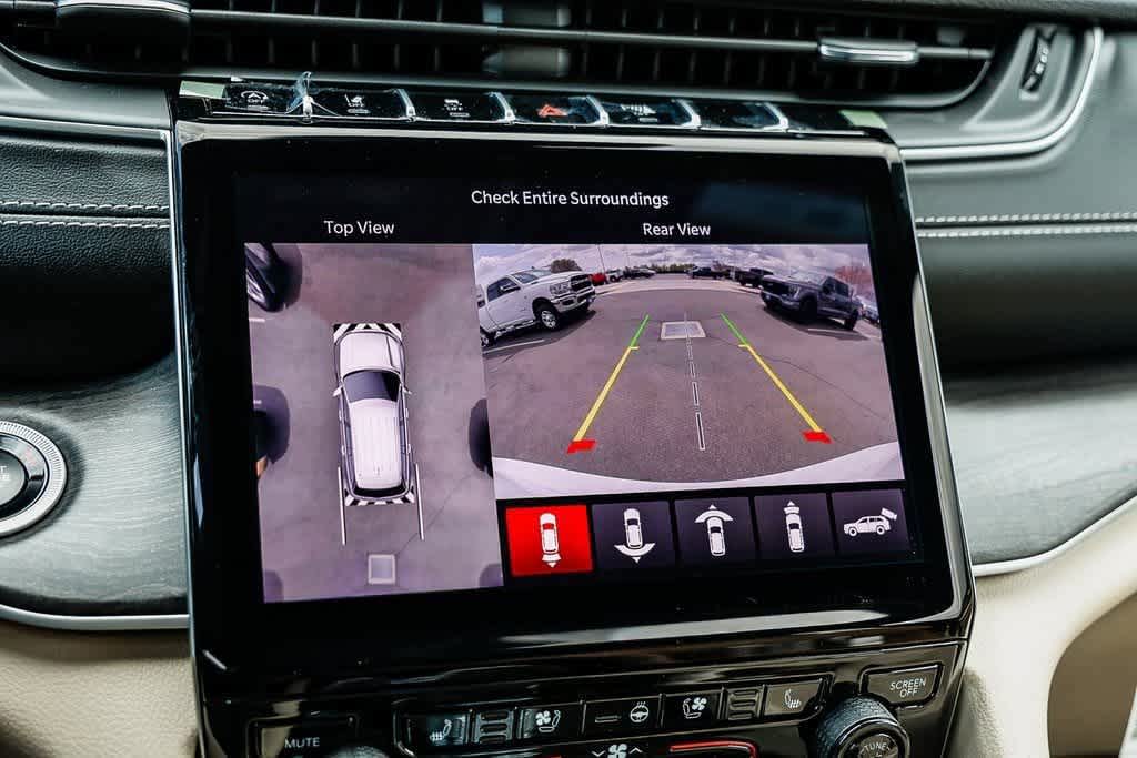 Thumbnail: 2025 Jeep Grand Cherokee - 24