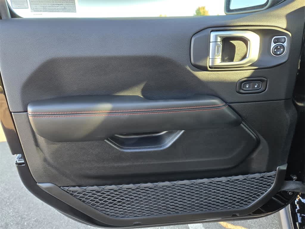 Thumbnail: 2025 Jeep Gladiator - 14