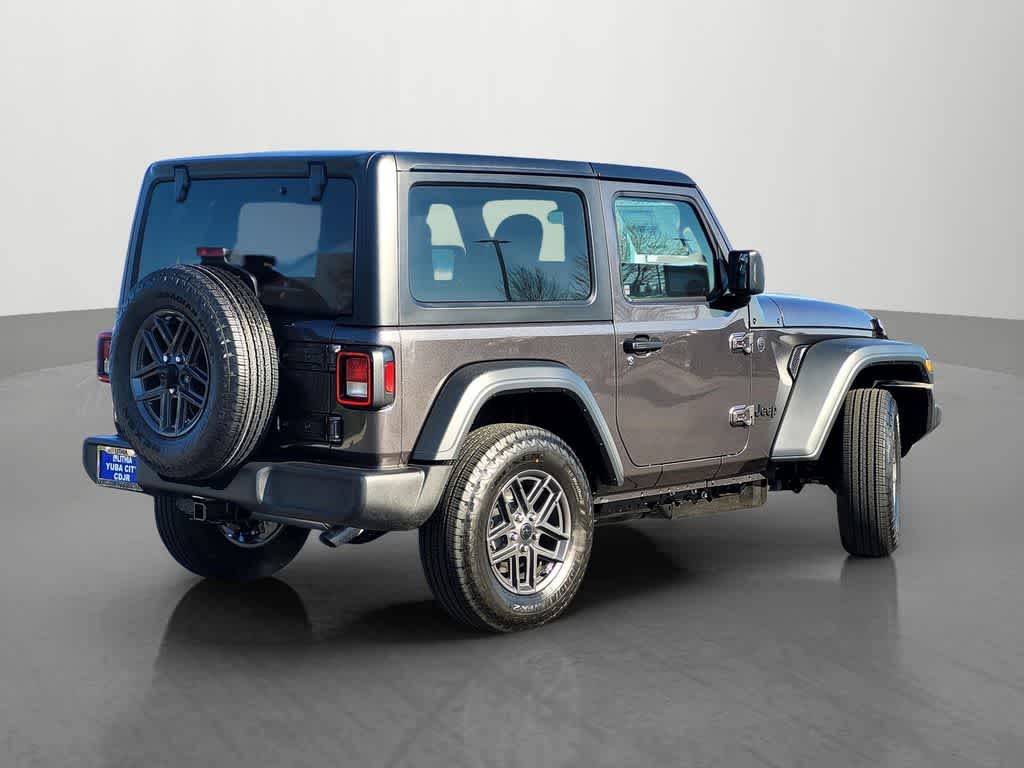 Thumbnail: 2026 Jeep Wrangler - 6