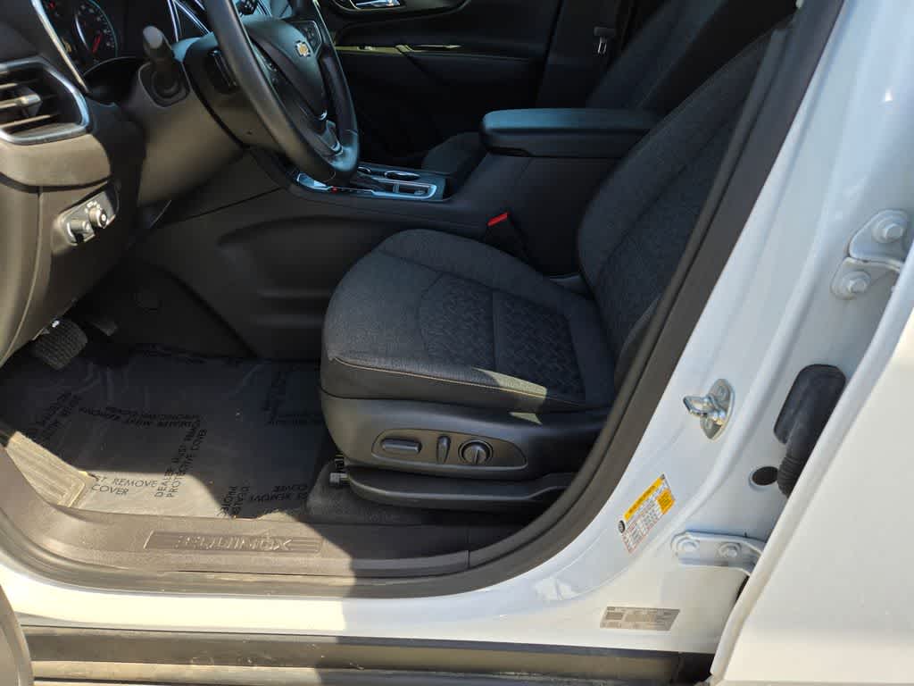 Thumbnail: 2024 Chevrolet Equinox - 18