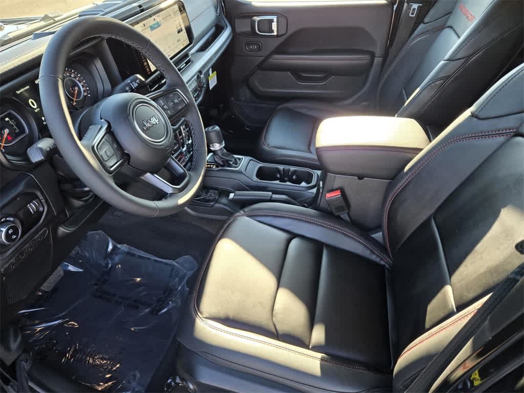 Thumbnail: 2025 Jeep Gladiator - 15