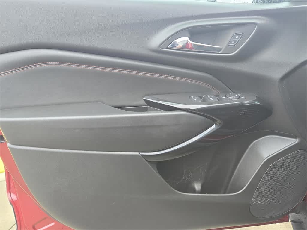 Thumbnail: 2024 Chevrolet Trax - 16