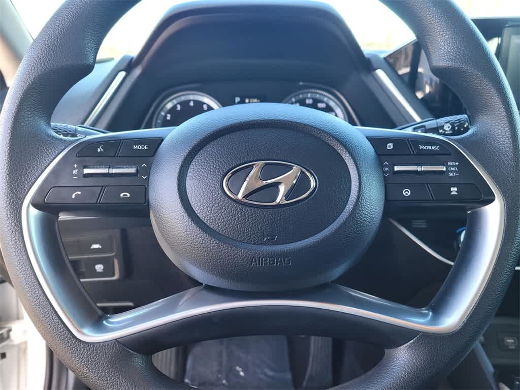Thumbnail: 2022 Hyundai Sonata - 21