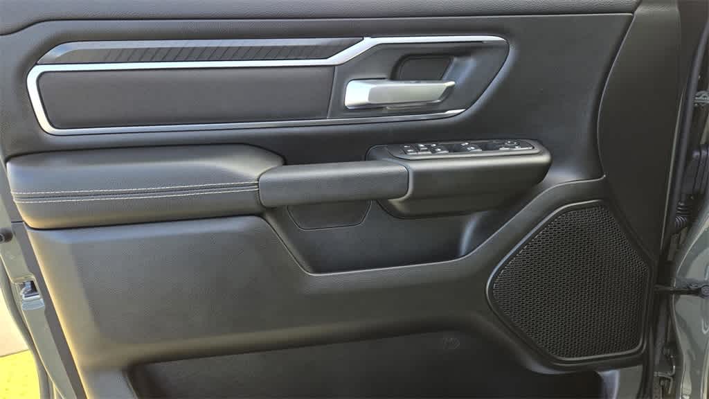 Thumbnail: 2026 RAM 1500 - 15