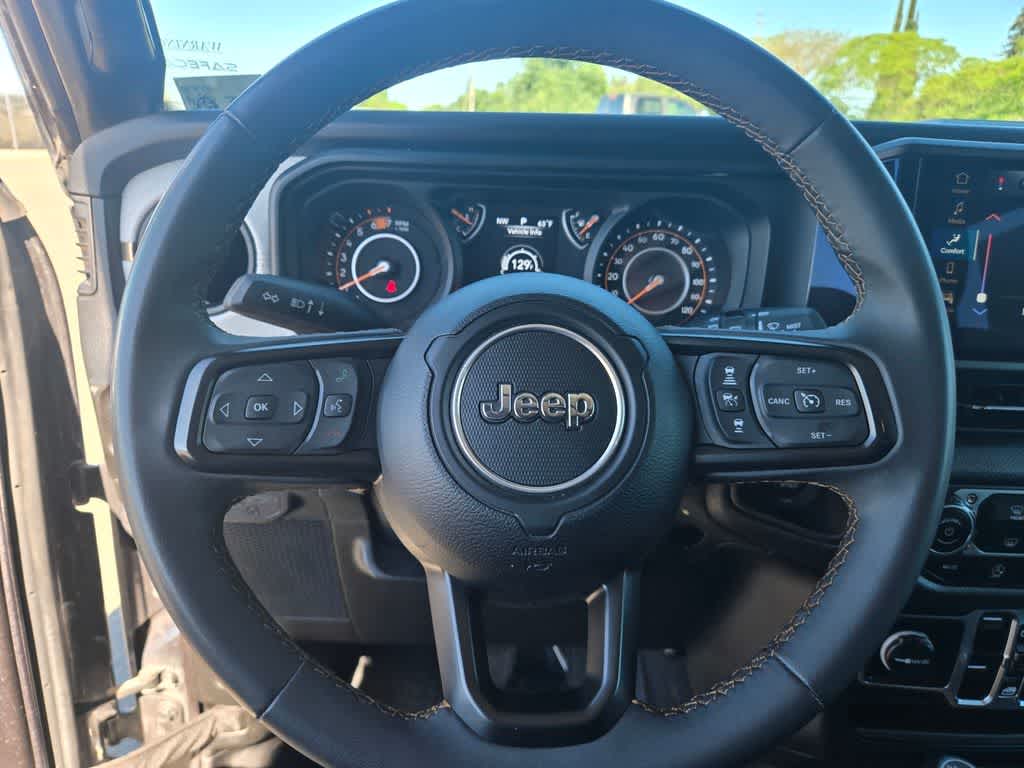 Thumbnail: 2024 Jeep Wrangler - 21