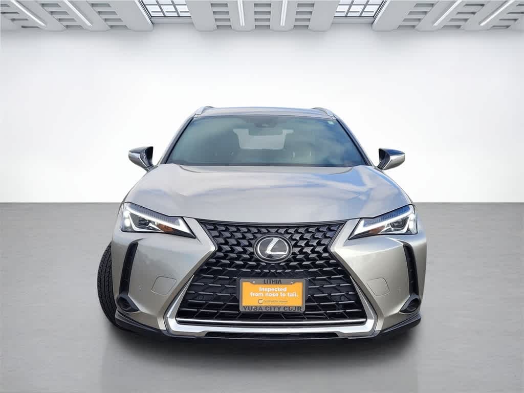 Thumbnail: 2022 Lexus UX - 2