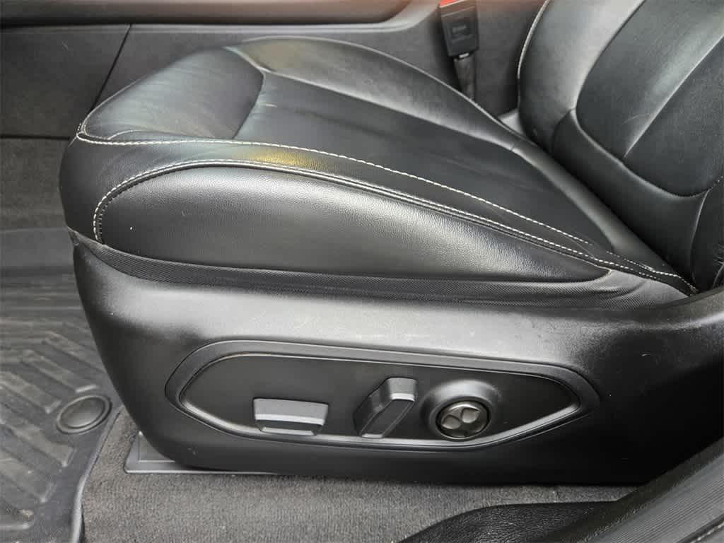 Thumbnail: 2021 Jeep Grand Cherokee L - 16