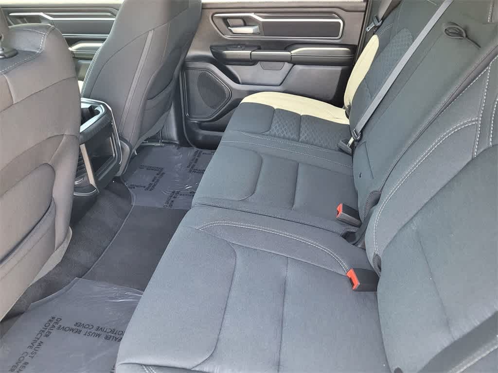 Thumbnail: 2025 RAM 1500 - 9