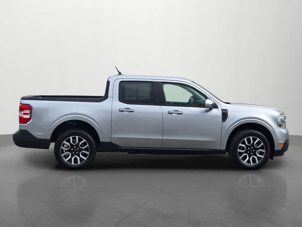 Thumbnail: 2022 Ford Maverick - 6