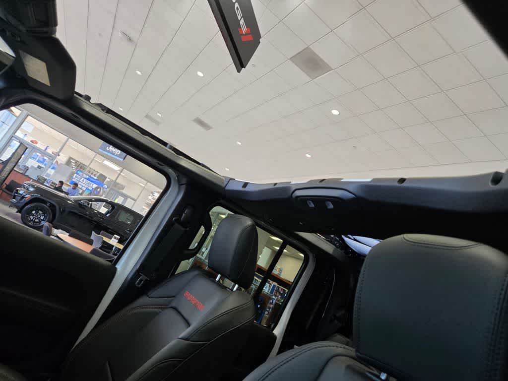 Thumbnail: 2026 Jeep Gladiator - 13