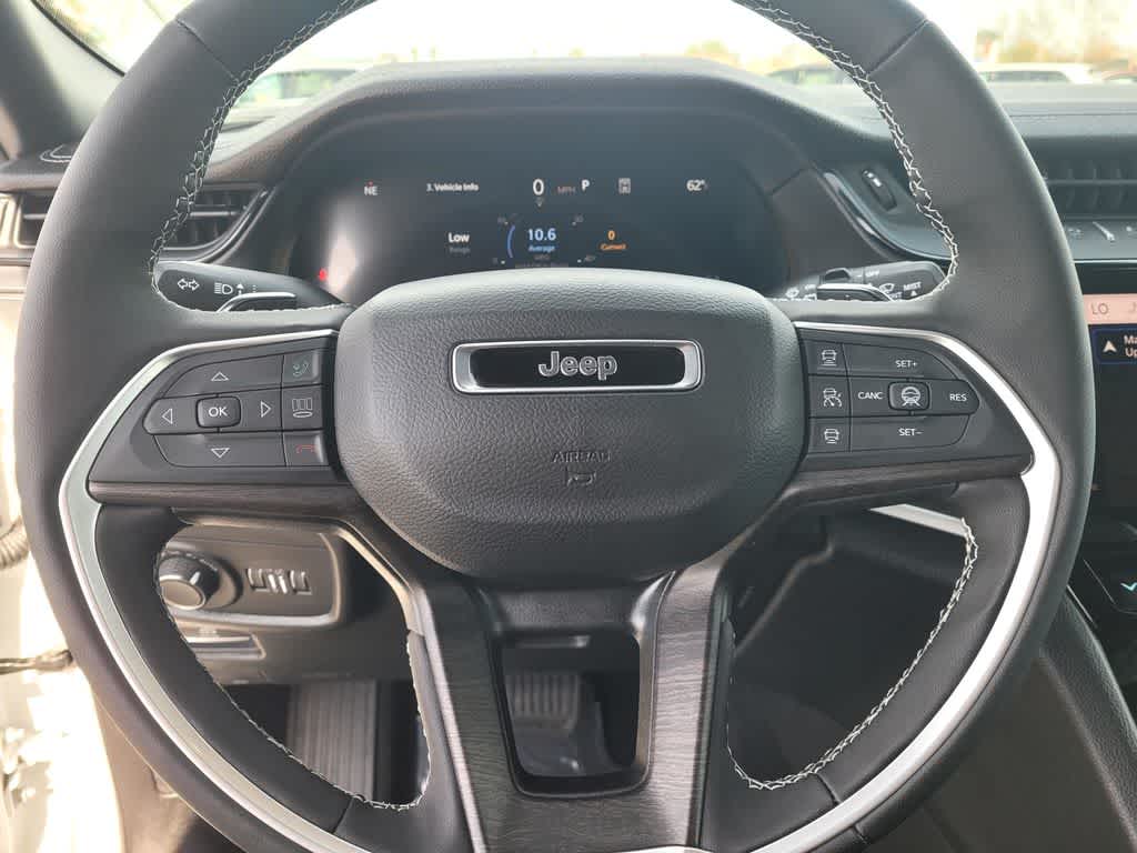 Thumbnail: 2026 Jeep Grand Cherokee - 21