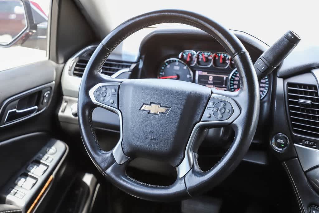 2015 Chevrolet Suburban LTZ 14