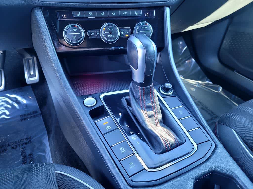 Thumbnail: 2021 Volkswagen Jetta - 16