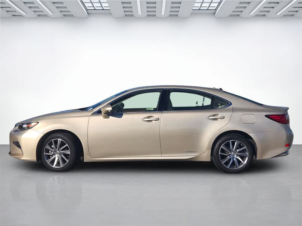 Used 2018 Lexus ES Sedan