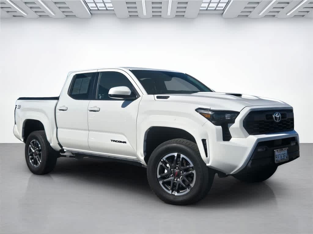 Thumbnail: 2024 Toyota Tacoma - 8